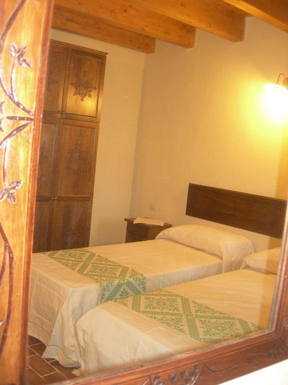 Agriturismo Battaglia Villamassargia Zimmer foto